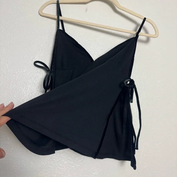 Victoria's Secret Ribbed Cotton and Velvet‎ Tie Camisole - Picture 5 of 6